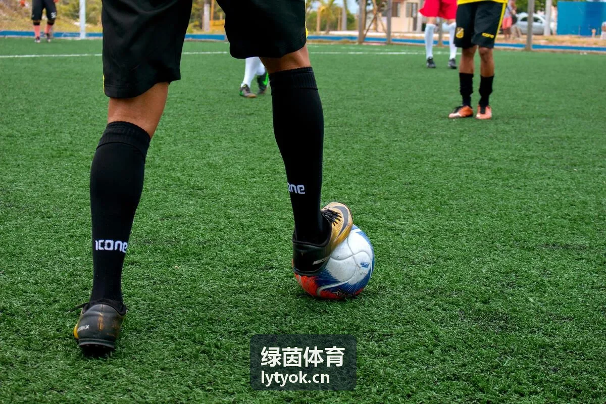 绿茵体育青少年足球联赛精彩瞬间